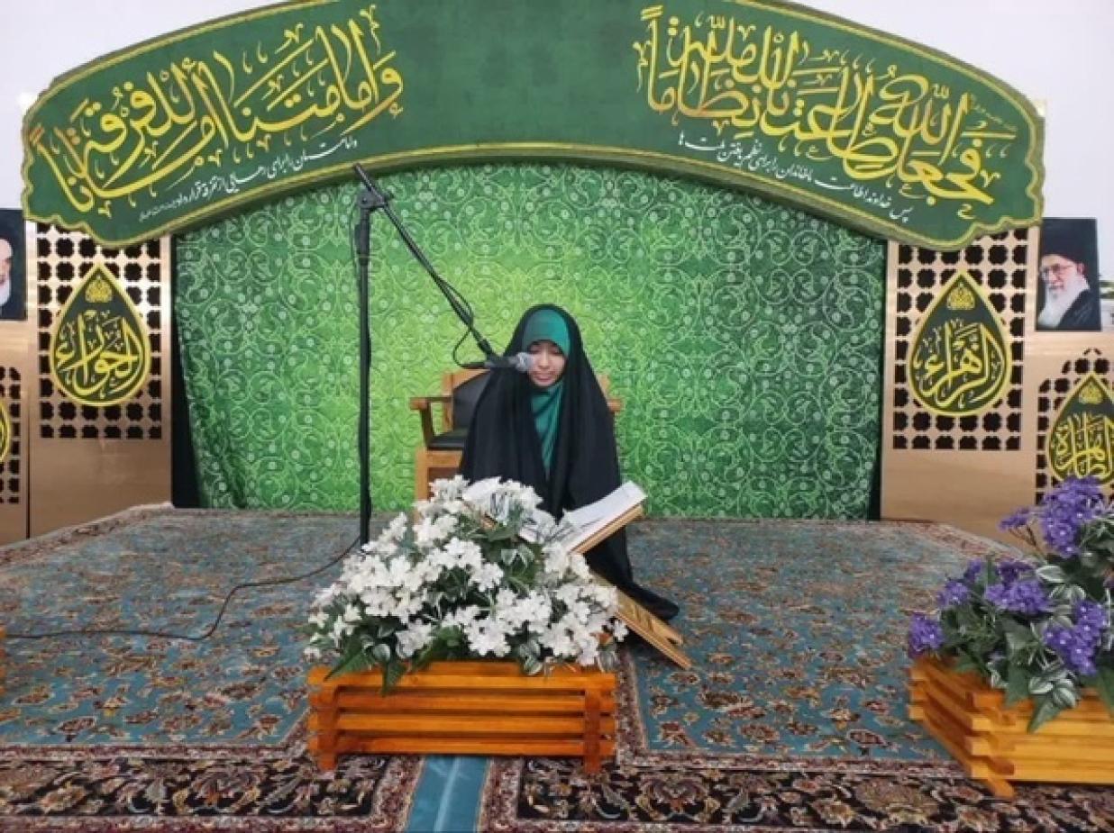 نازنین حسن نژاد حافظ کل قرآن ، مقام اول مسابقات بین المللی حفظ قرآن در عراق را کسب کرد.