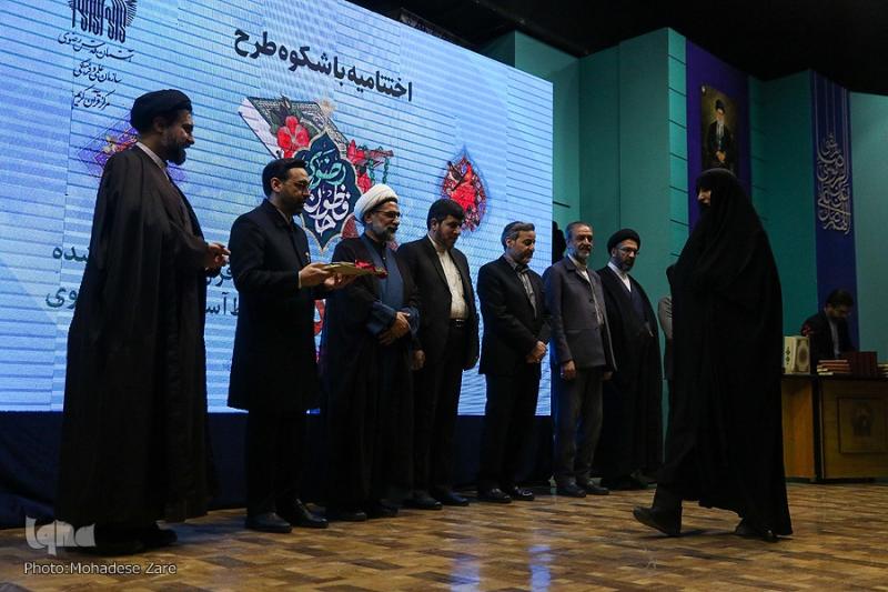 قائم مقام تولیت آستان قدس رضوی: کار حافظان قرآن پیامبرگونه است