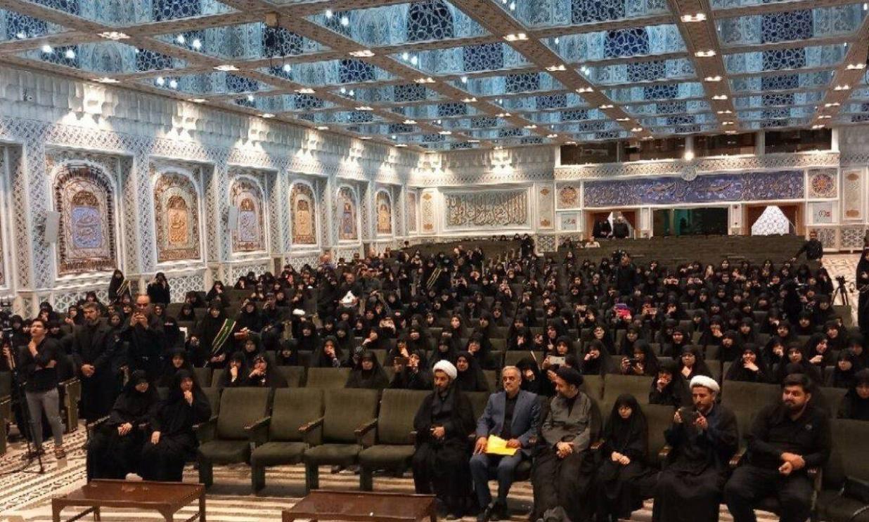 آیین افتتاحیه دوره شبانه روزی حفظ قرآن کریم موسسه بیت‌ الحفاظ حضرت نرجس(س) در حرم مطهر رضوی برگزار شد